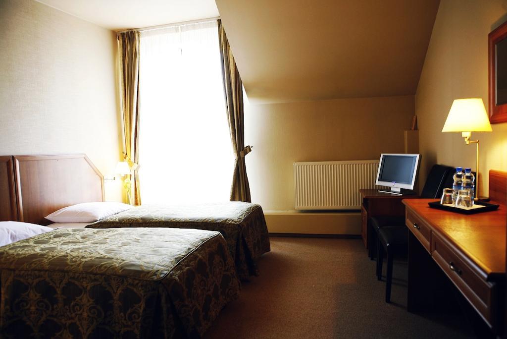 Hotel Zorza Namyslow Luaran gambar