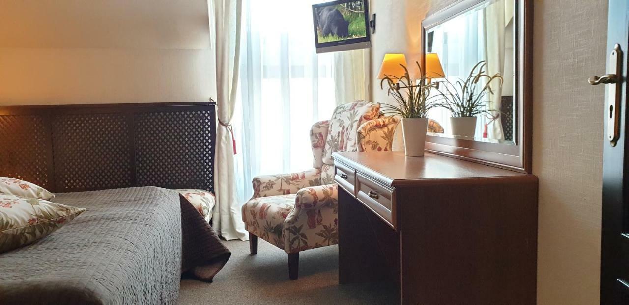 Hotel Zorza Namyslow Luaran gambar